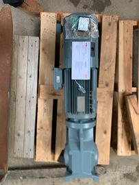 Motoriduttore a coppia conica