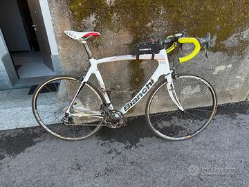 Bici da corsa full carbon bianchi costtwocost