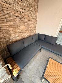 Divano da giardino con chiase longue