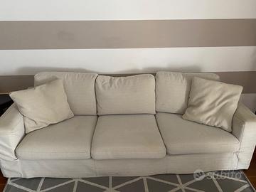 Divano PoltroneSofà