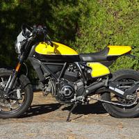 DUCATI Scrambler 800 Full Throttle