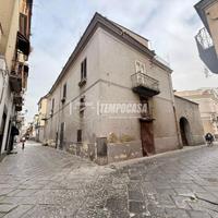 Stabile - Palazzo a Aversa Via Francesco Orabona