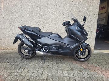 Yamaha T Max 560
