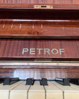 Pianoforte verticale Petrof