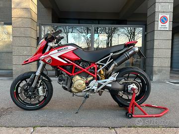 Ducati Hypermotard 1100