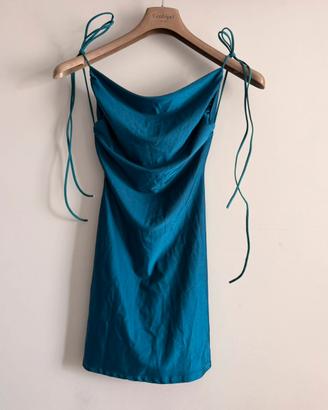 Vestito blu satinato nuovo con cartellino
