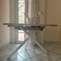 Tavolo e sedie