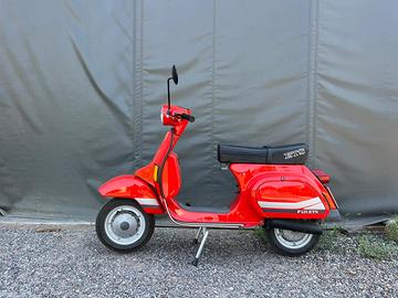 Piaggio Vespa  ETS 125