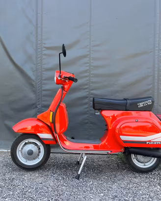 Piaggio Vespa  ETS 125