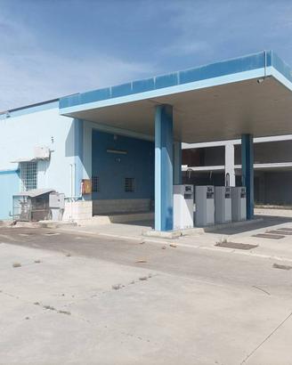 Immobile in asta di 804 m² con più di 5 locali a L