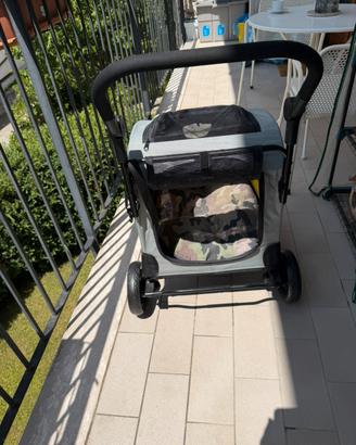 Passeggino per cani