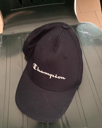 Cappello Champion
