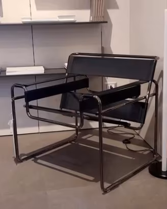 WASSILY B3 NUOVA by KNOLL STUDIO