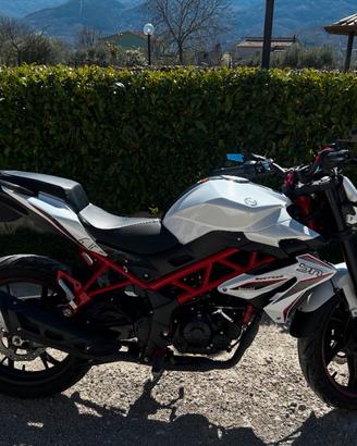 Moto Benelli