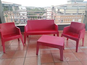 Salotto+tavolo da esterno+tavolo consolle