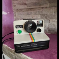 Polaroid land camera 1000 green button