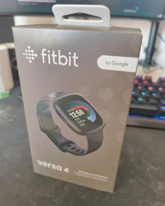 Fitbit Versa 4