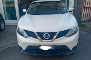 Nissan Qashqai 1.2 DIG-T Acenta