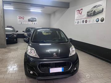Peugeot 107 1.0 68CV 5p. Optional 2012