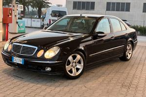 Mercedes E270 TURBINA ROTTA FA FUMO RESTO APPOSTO