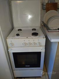 Cucina deLonghi a gas
