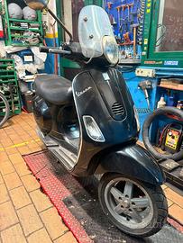 Vespa lx 125