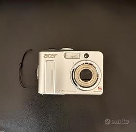 Macchina fotografica acer