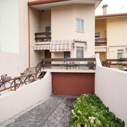Udine: Ampia villa a Schiera