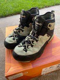 Scarponi da montagna AKU Gore-Tex
