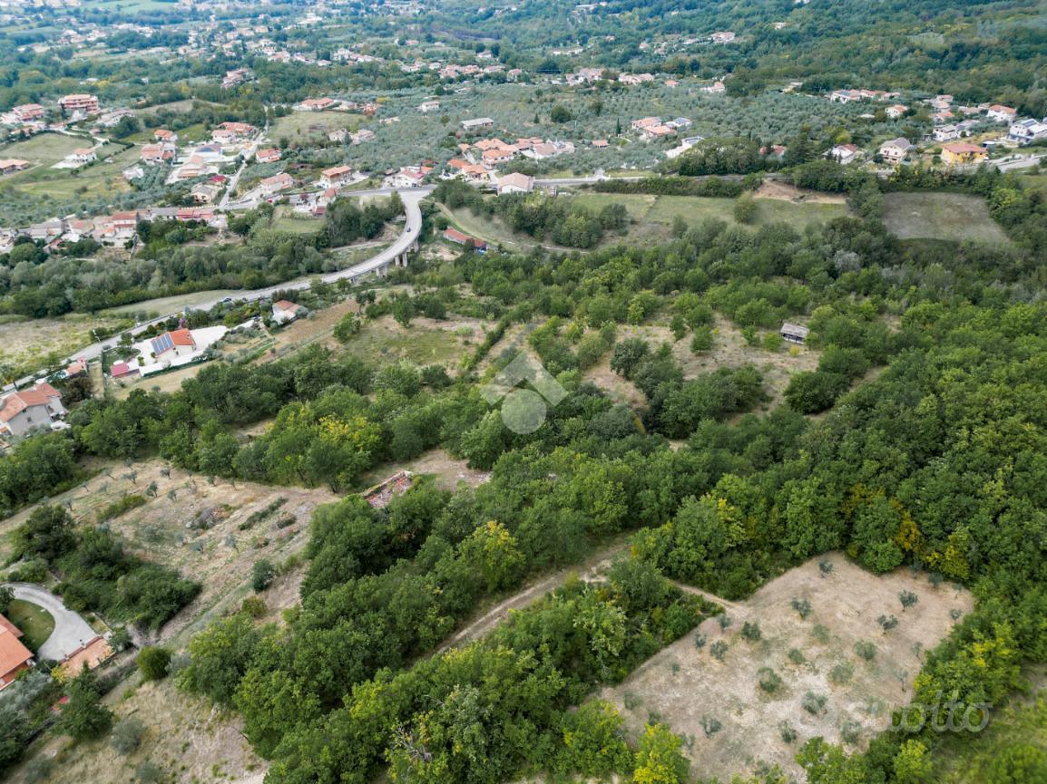 TER. AGRICOLO A CERVARO - Vista 3