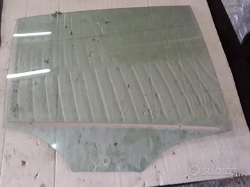 VETRO SCENDENTE POSTERIORE DESTRO VOLKSWAGEN Golf