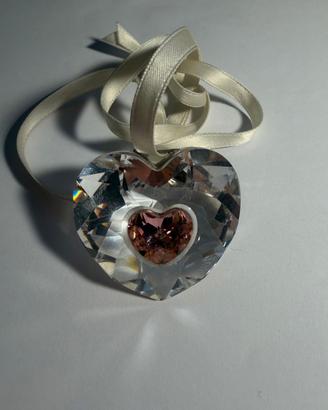 Swarovski – Ornamento in cristallo con cuore rosa