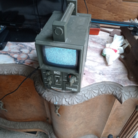 TV portatile anni 70 National commando 505