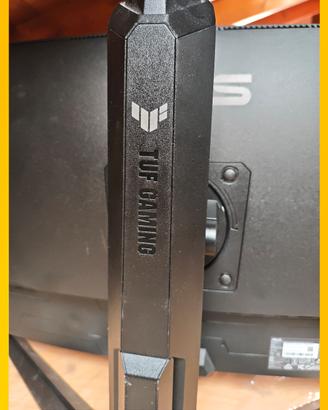 l'ASUS TUF Gaming VG34VQL3A