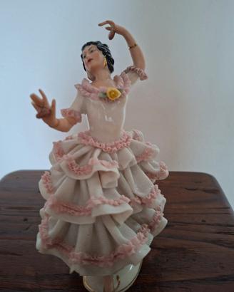 statuetta ceramica