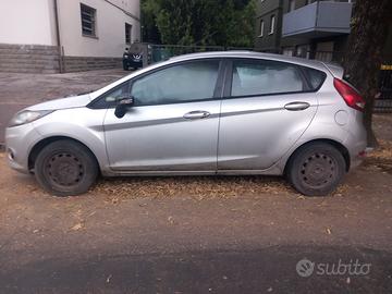 FORD Fiesta 6ª serie - 2010