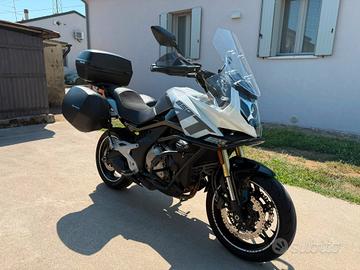 CF MOTO 650 MT