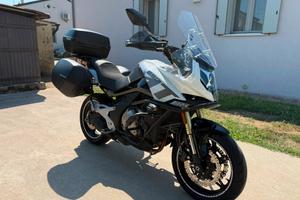 CF MOTO 650 MT