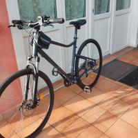 Bici Trekking RIVERSIDE 500 blu