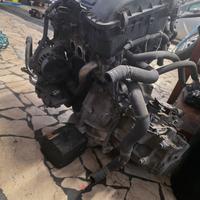 motore e cambio Toyota yaris 3 cilindri benzina
