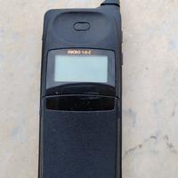 CELLULARE da collezione  MOTOROLA MICRO T.A.C