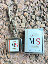 Portachiavi e accendino MS