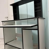 Scrivania porta pc