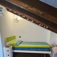 letto singolo unisex e materasso 