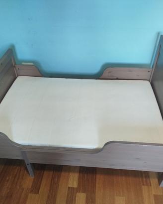 Lettino Ikea per bambini allungabile