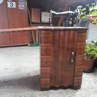 Macchina da cucire singer con mobile in legno