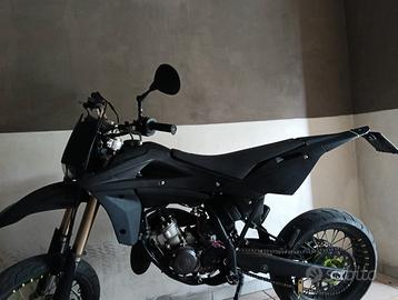 Husqvarna SM 125 - 2021