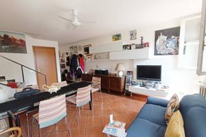 Appartamento a Reggio nell'Emilia, 5 locali