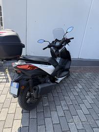 Yamaha X-Max 300 - 2018