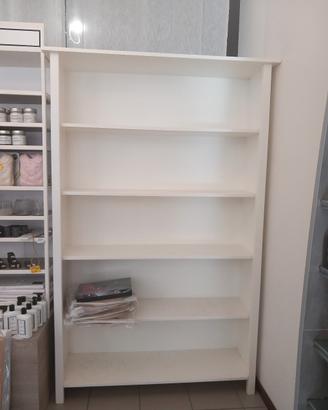 Libreria bianca